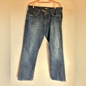 Lucky Jeans